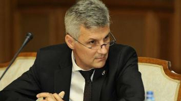 cutremur politic social democratii se pregatesc sa se desparte de bolojan daniel zamfir nimeni nu este indispensabil