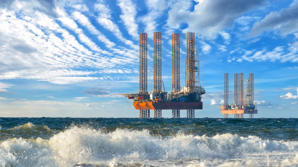 Lukoil actioneaza in judecata statul roman invocand un caz de forta majora dupa retragerea din