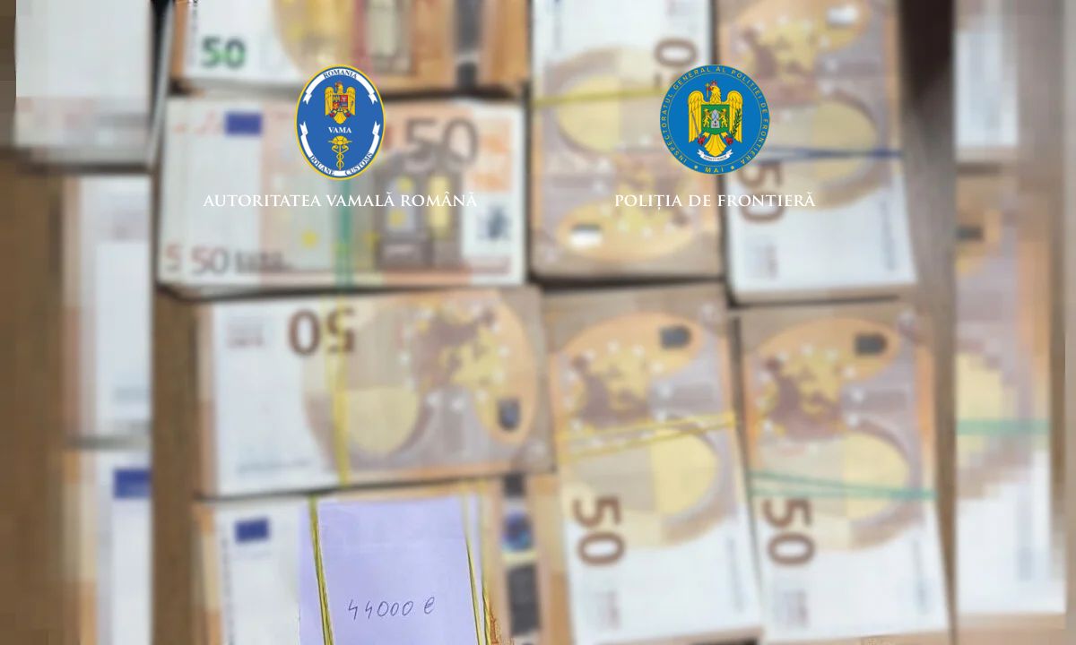 44000 de euro gasiti in captusala unei genti descoperiti noaptea la frontiera cu Ucraina