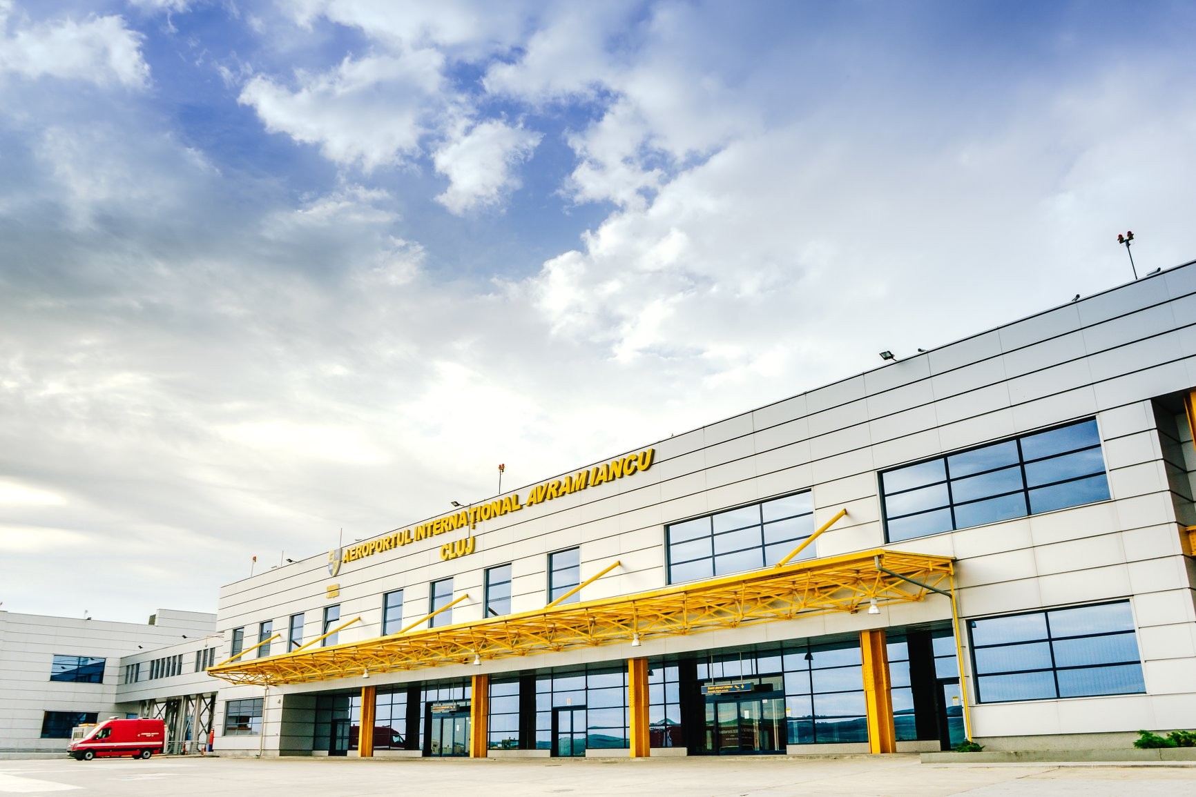 Aeroportul Cluj efectueaza o investitie cruciala pentru salvarea vietilor Aeronaava de pregatire pentru personal instruire in situatii de urgenta si criza