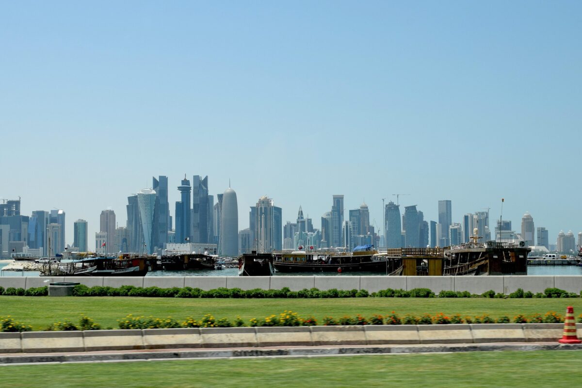 Alarma in Qatar Locuitorii sunt avertizati sa se adapostesc