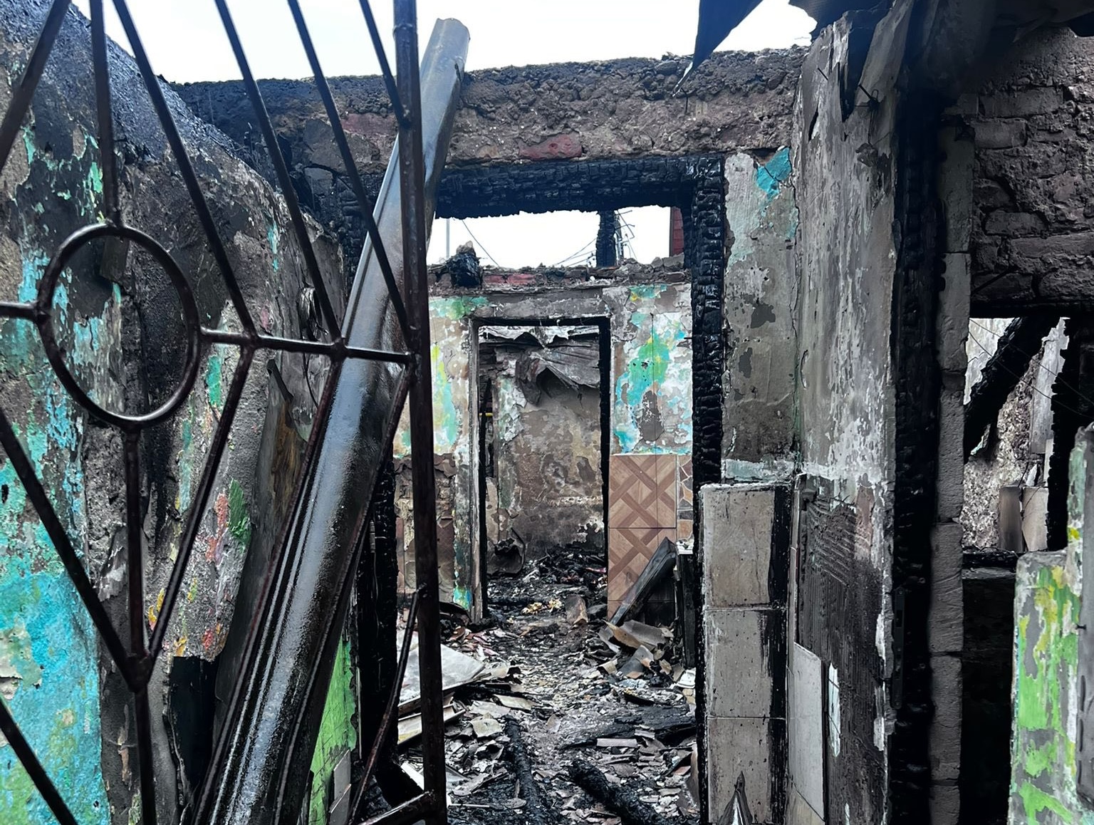 Autoritatile din Cluj se mobilizeaza complet pentru cei 65 de sinistrati din Turda Ce asistenta primesc familiile ramasa fara locuinta in urma incendiului