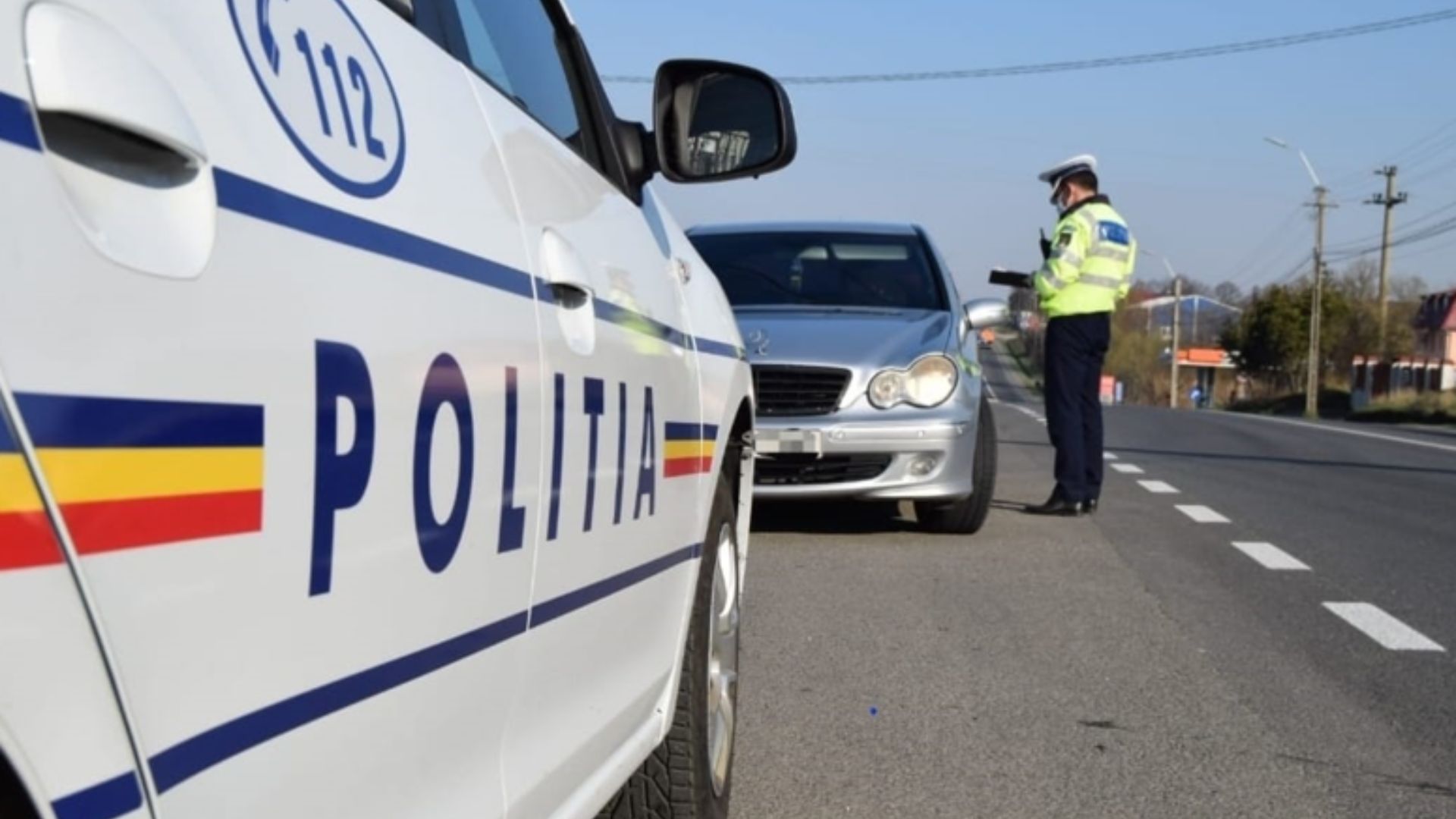 Cluj Napoca a fost supus unor razii ale politiei Sute de persoane verificate iar unii au ramas fara permis si cu amenzi considerabile