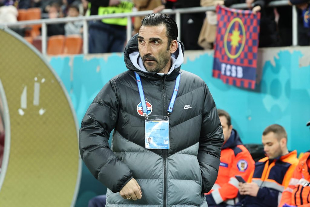 Elias Charalambous si Mihai Pintilii parasesc FCSB Mirel Radoi favorit pentru a prelua conducerea echipei