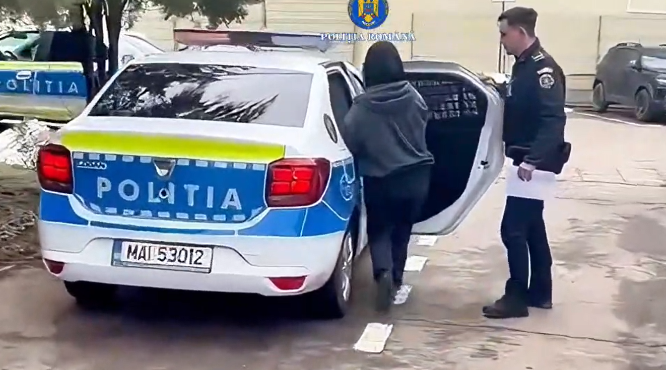 Fata de 15 ani din Ploiesti injunghiata de o alta adolescenta de acelasi varsta in urma unui conflict