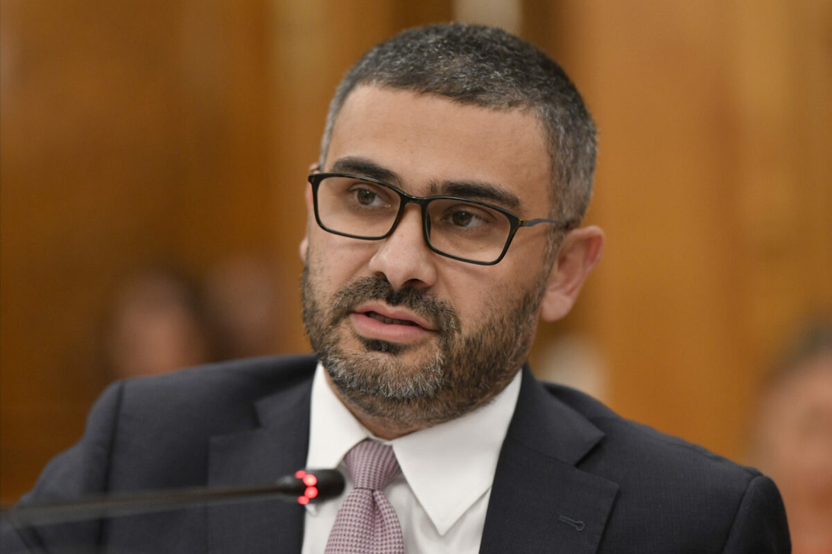 Florin Manole cere verificari la nivel national in centrele pentru persoanele cu dizabilitati