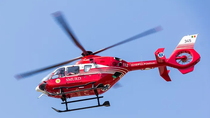 Interventii de urgenita Aproape 100 de persoane salvate iar 26 au fost duse de urgenta la spital Elicopterul SMURD a intervenit