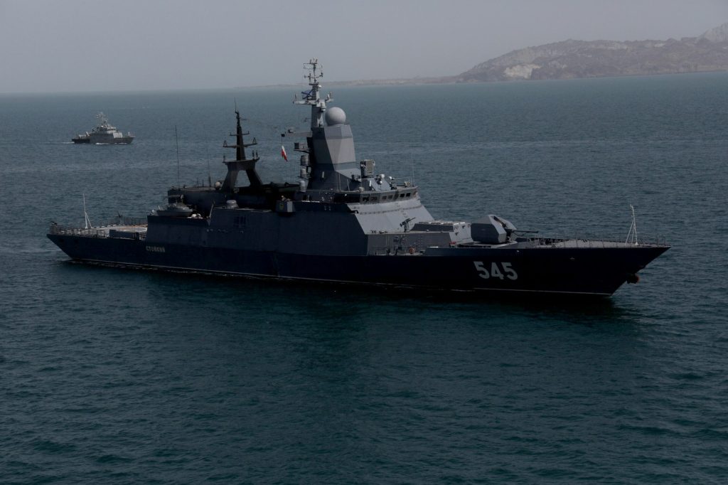 Iranul afirma ca stramtoarea Ormuz este deschisa tuturor navelor cu exceptia celor legate de inamic