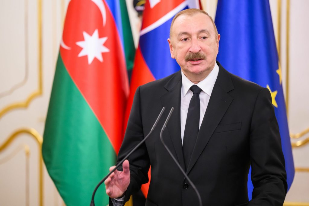 Iranul neaga implicarea in lansarea atacului cu drone asupra Azerbaidjanului Presedintele azer sustine ca a fost un atac terorist