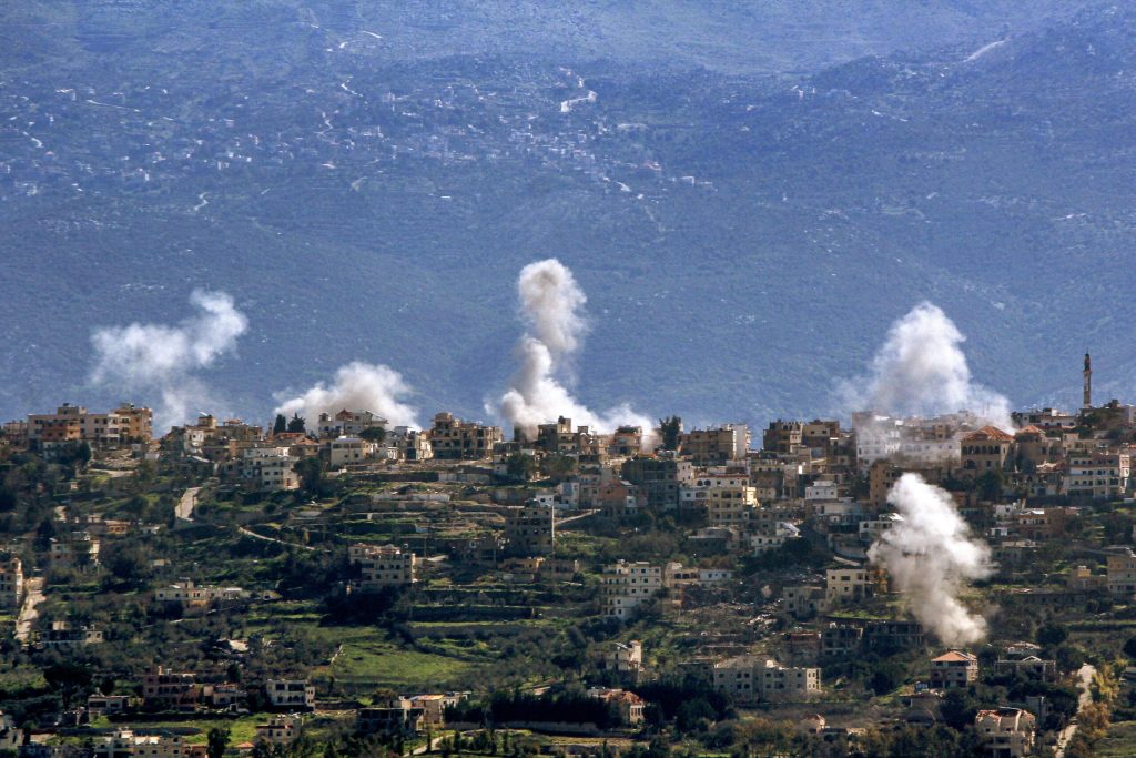 Israelul ataca infrastructura civila si militara a Hezbollah in cadrul unei ofensive extinse in Liban