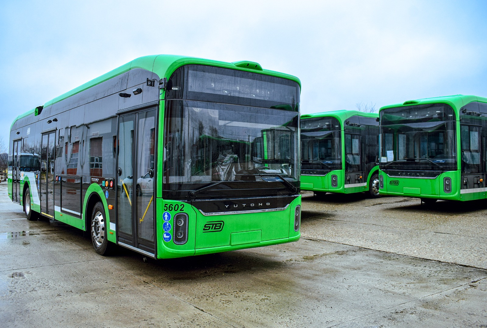 Noile troleibuze Yutong U12 incep sa circule in Bucuresti rute program si modificari