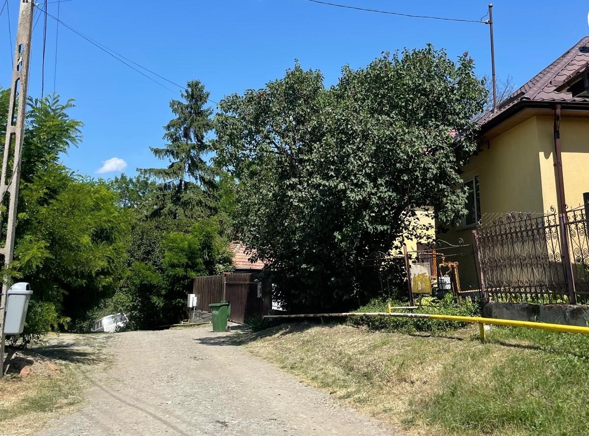 O strada dintr o comuna din Cluj va fi complet modernizata banda pentru autobuze trotuare si canalizare noua cu un buget de aproape 100 de milioane de lei