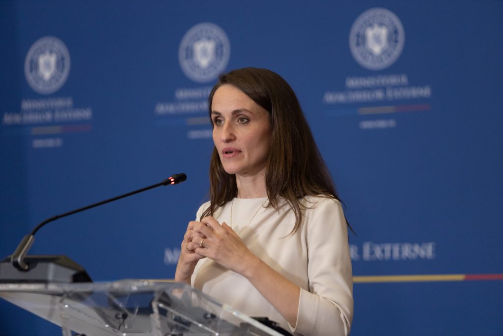Oana Toiu Maine seara va avea loc un zbor de evacuare