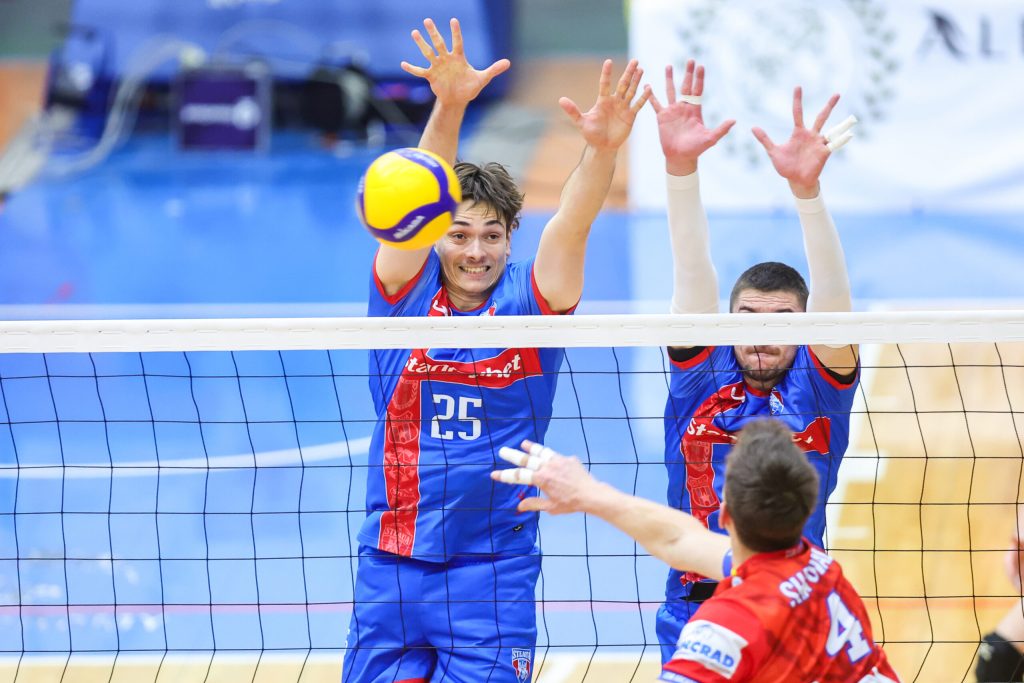 Play off ul campionatului de volei masculin incepe in acest weekend