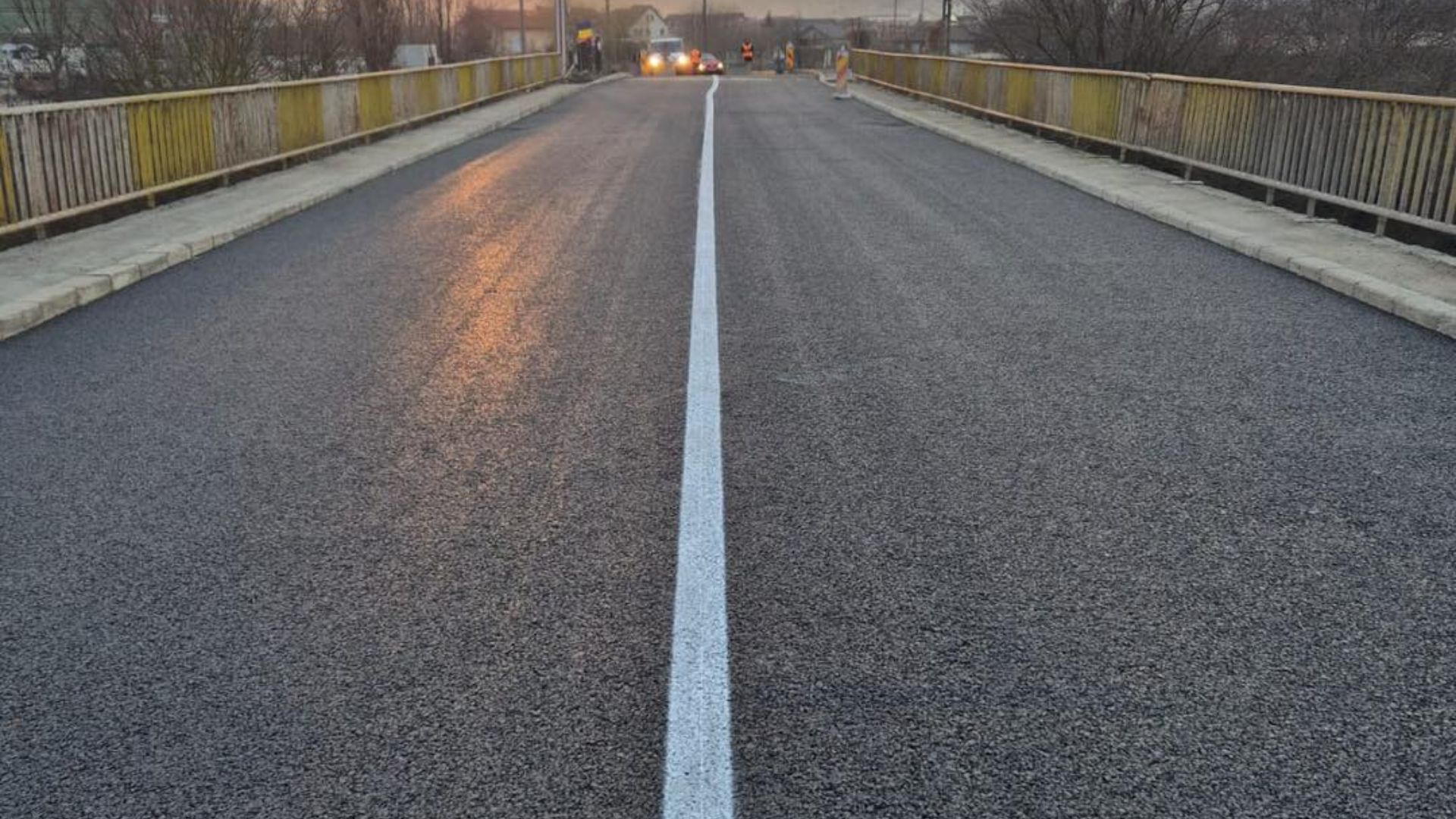 Podul de peste Somes din Sannicoara Cluj a fost redeschis Primarul anunta finalizarea lucrarilor si promite reabilitarea completa