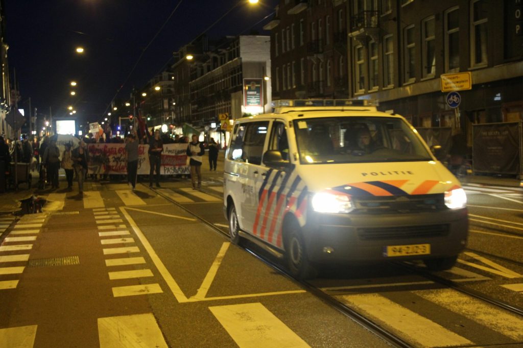 Politia olandeda a arestat patru tineri dupa un incendiu la o sinagoga din Rotterdam
