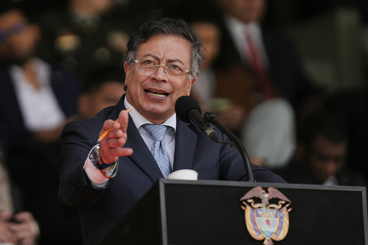 Presedintele Colombiei explica de ce razboiul lui Trump impotriva drogurilor are esecuri