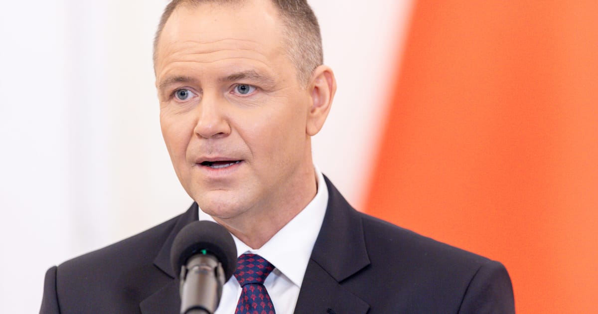 Presedintele Poloniei refuza programul Uniunii Europene de imprumuturi de 44 de miliarde de euro pentru arme