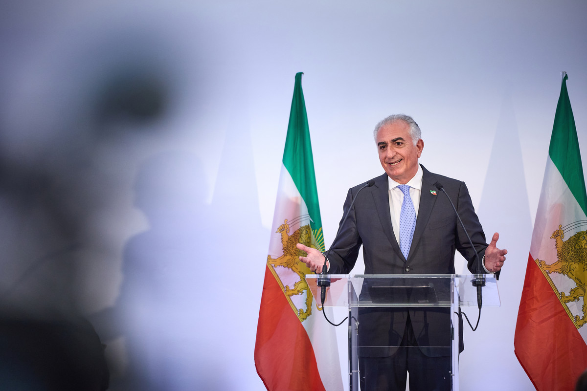 Reza Pahlavi isi propune sa conduca Iranul