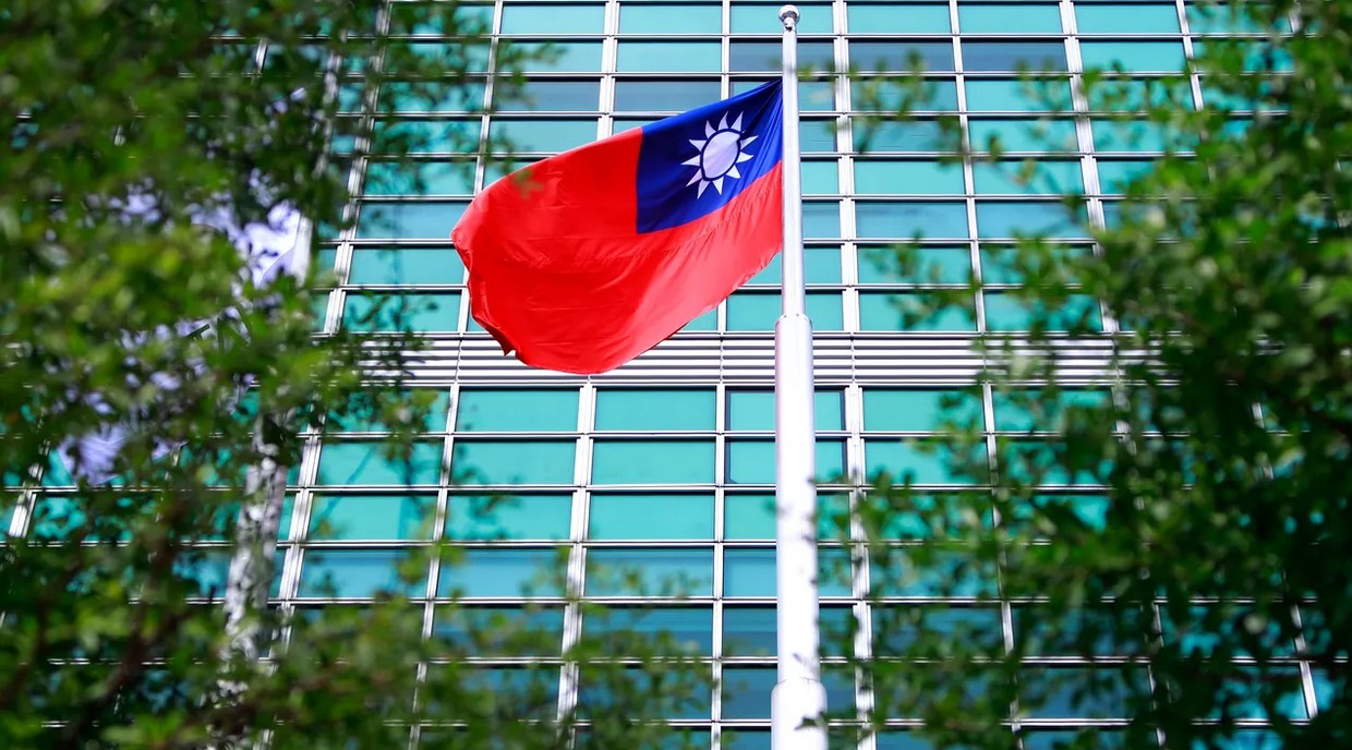 SUA ar putea realiza noi livrari de arme catre Taiwan dupa vizita lui Trump in China Reactia Beijingului