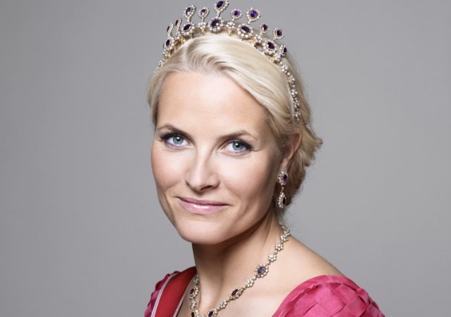 Scandalul Epstein influenteaza o alta Casa Regala Princessa mostenitoare a Norvegiei isi exprima regretul in legatura cu relatia avuta cu finantatorul american
