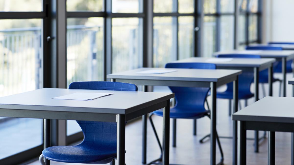 Simularea probelor scrise de Bacalaureat incepe saptamana viitoare Profesorii din aproape 70 de
