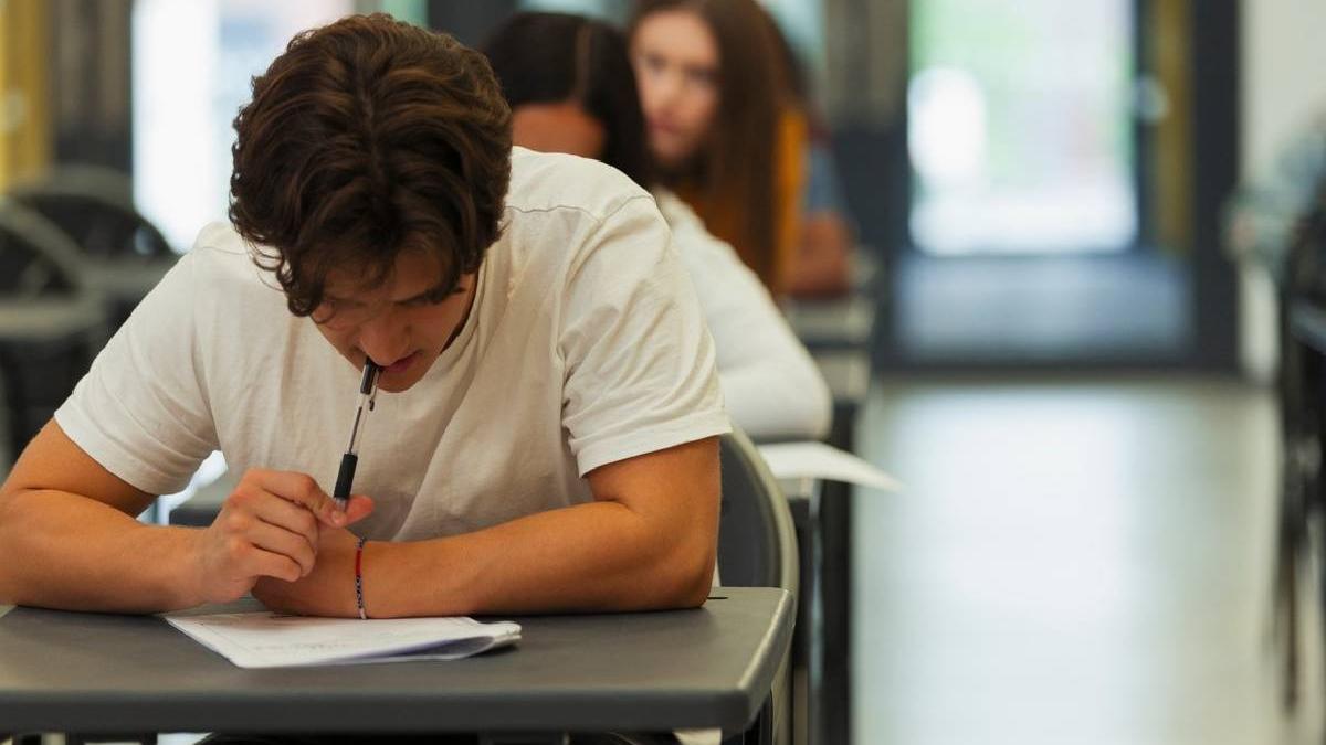 Simulrile pentru Bacalaureat ar putea fi boicotate Sindicalistii din invatamant acuza presiuni si