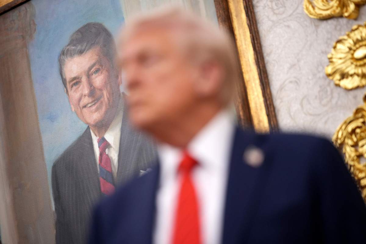 Trump Ingroapa Secolul Douazeci