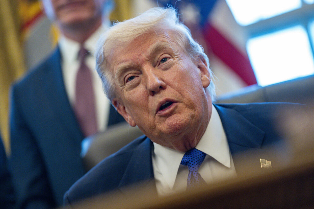 Trump afirma pentru CNN ca nu este ingrijorat de posibila democratizare a Iranului