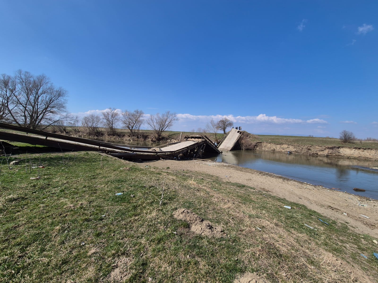 Un pod s a colapsat in judetul Covasna