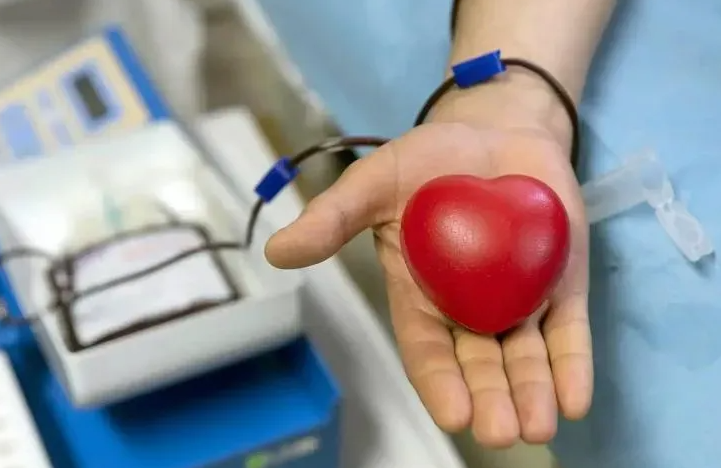 Un renume al presei clujene se confrunta cu o lupta in spital jurnalistul care a influentat generatii are nevoie urgenta de sprijin