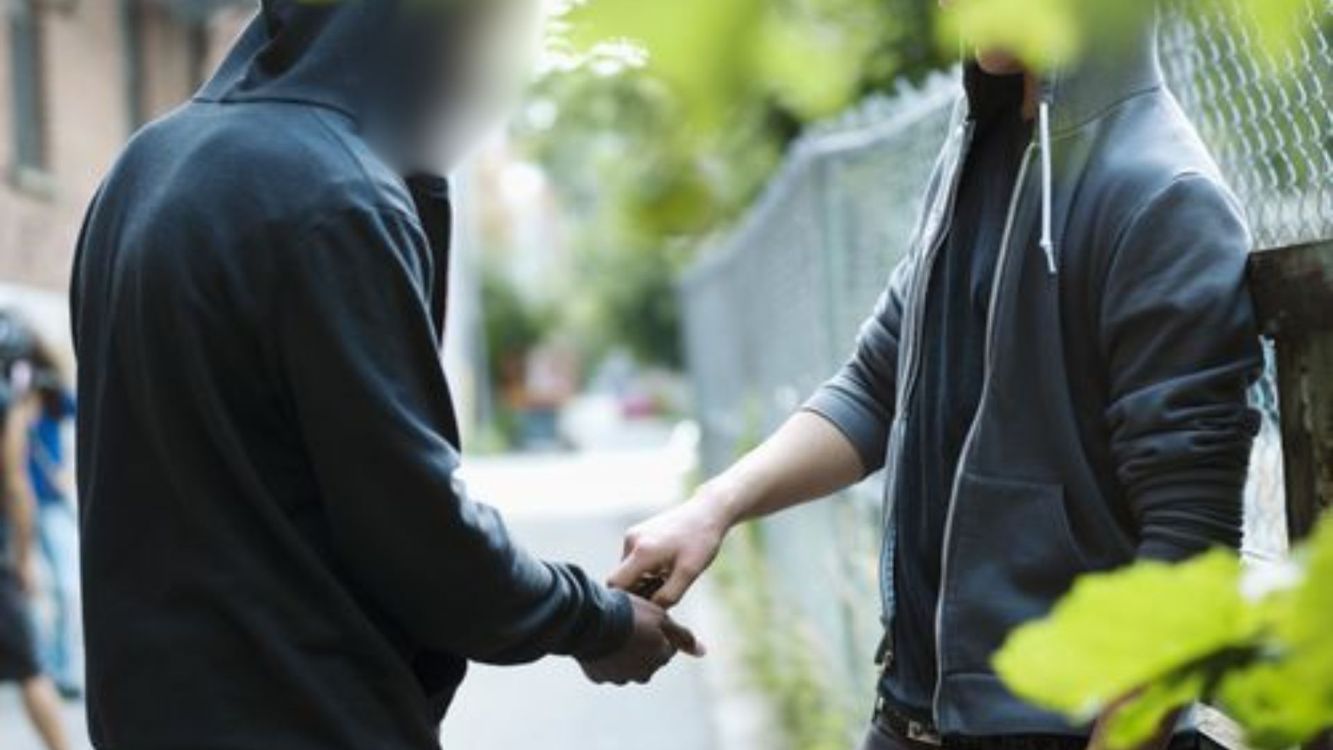 Un spectacol indraznet despre substante ilegale si realitatea tinerilor EUFORIA aduce la Cluj o poveste care te impacteaza profund