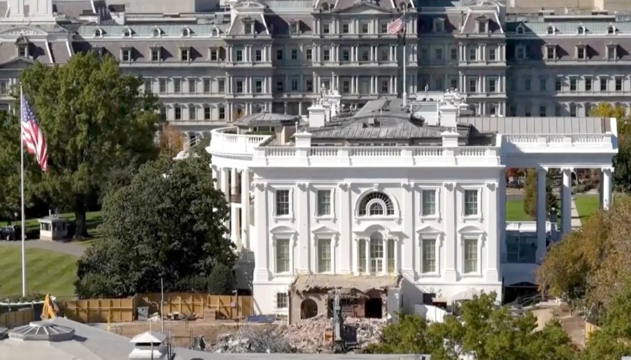 sala de bal propusa de trump la casa alba este prea mare si ar putea influenta imaginea cladirii istorice