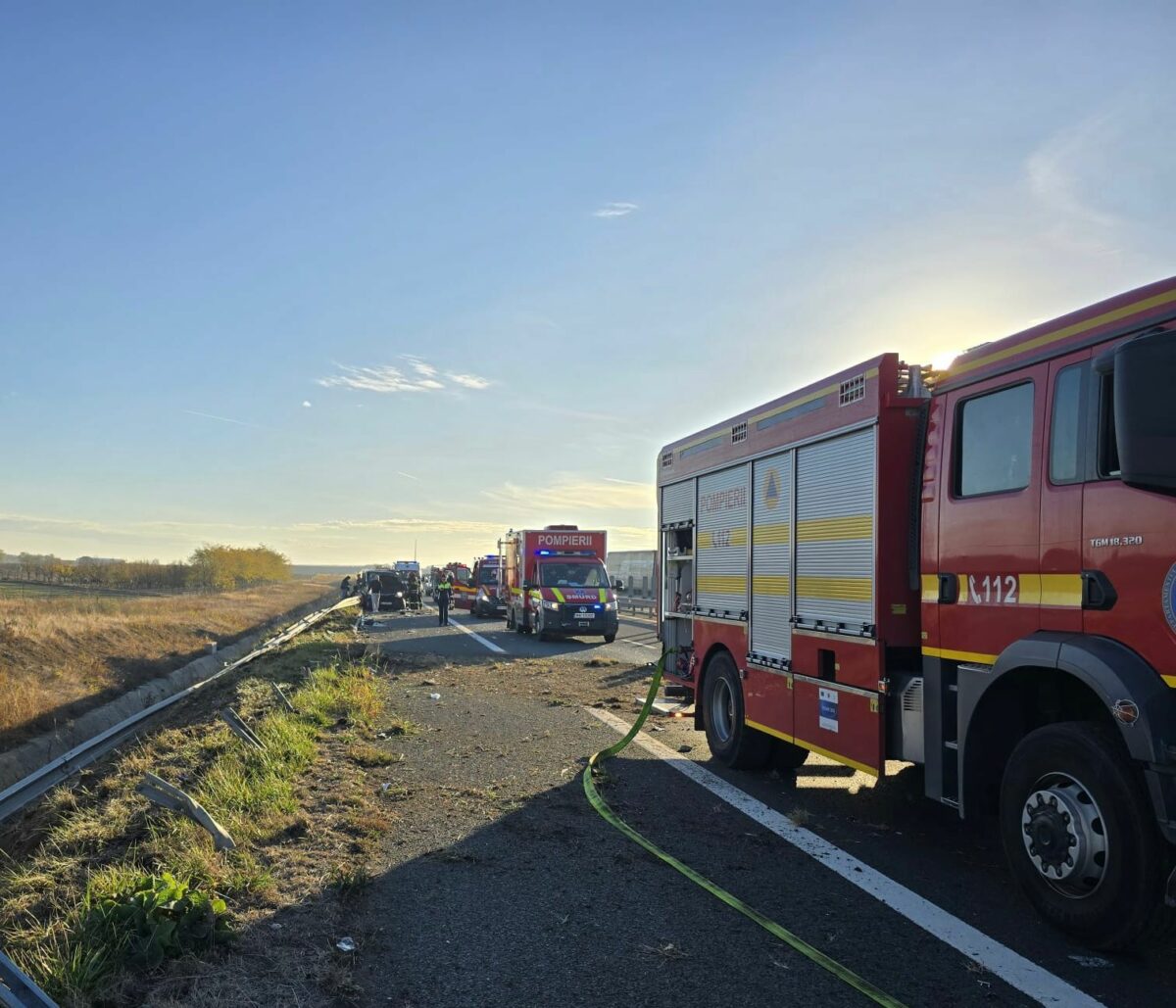 Accident grav pe A2 O persoana a murit alte doua sunt ranite o masina a ajuns pe camp