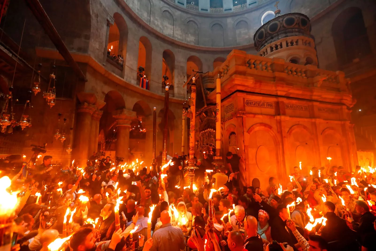 Biserica Sfantului Mormant a fost redeschisa dupa 40 de zile
