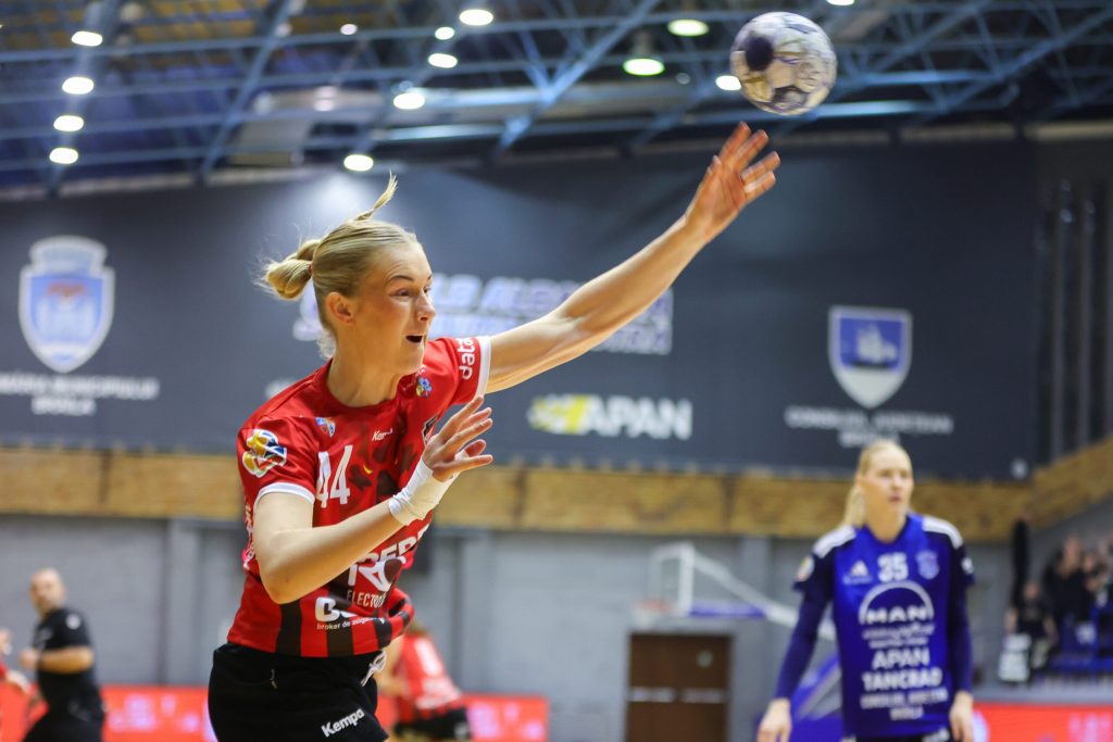 CSM Bucuresti anunta transferul extremei suedeze Matilda Forsberg de la principala competitoare la titlu
