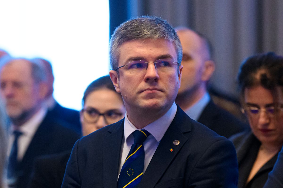 Cei care au fost concediati de la Santierul Naval Mangalia ar putea primi salariile restante de Paste