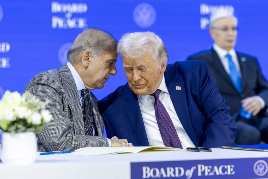 Cine sunt Shehbaz Sharif si maresalul Asim Munir cei care au contribuit la armistitiul dintre SUA si Iran