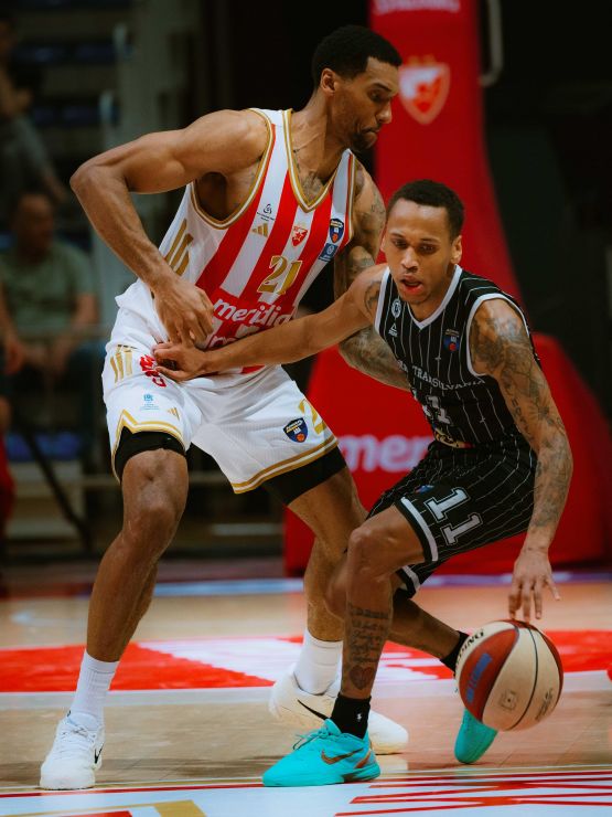 Doi baschetbaliti de la U BT Cluj lideri n clasamentul penultimei etape din Top 8 al Ligii Adriatice