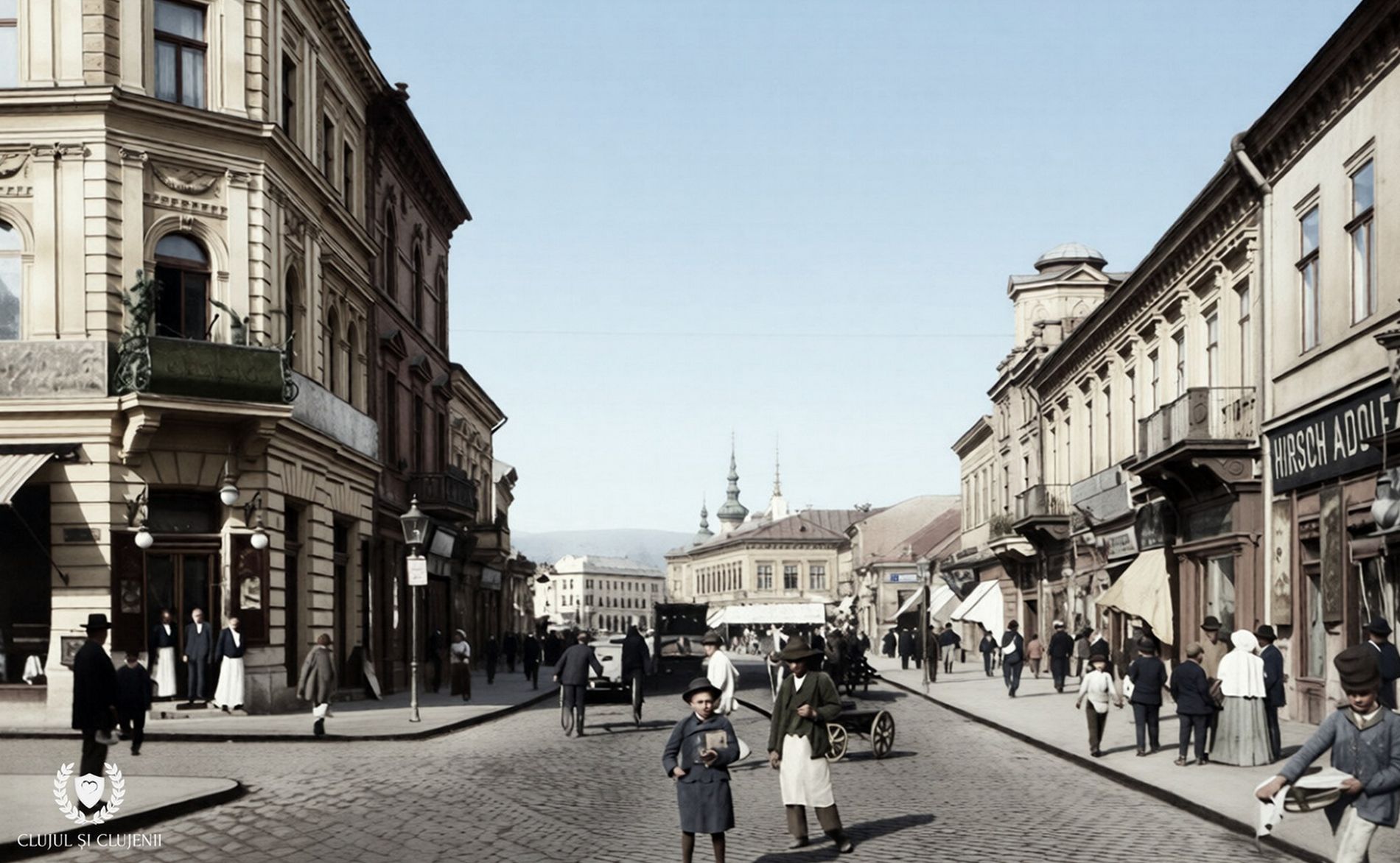 FOTO Recunosteti aceasta locatie Imagini de colectie cu cea mai indragita strada din Cluj Napoca Acum 100 de ani centrul orasului era cu adevarat o bijuterie