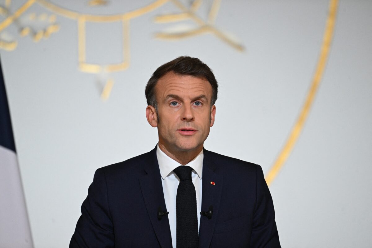 Macron este asteptat la Roma pentru prima intalnire cu Papa Leon al XIV lea
