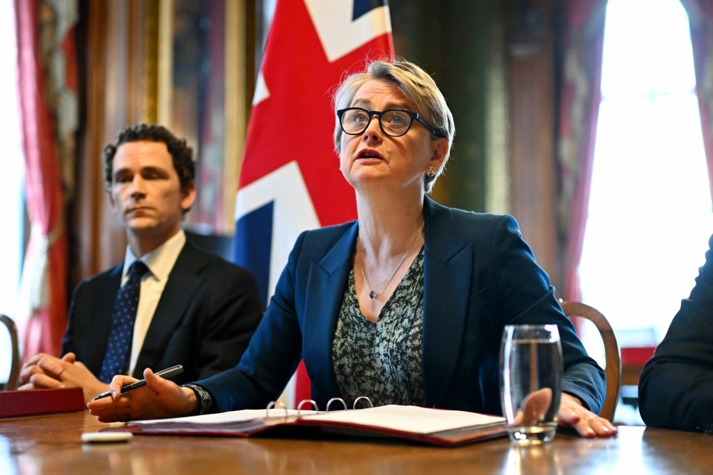 Ministrul britanic de externe declara ca atacurile Israelului asupra Libanului sunt extrem de dau natoare