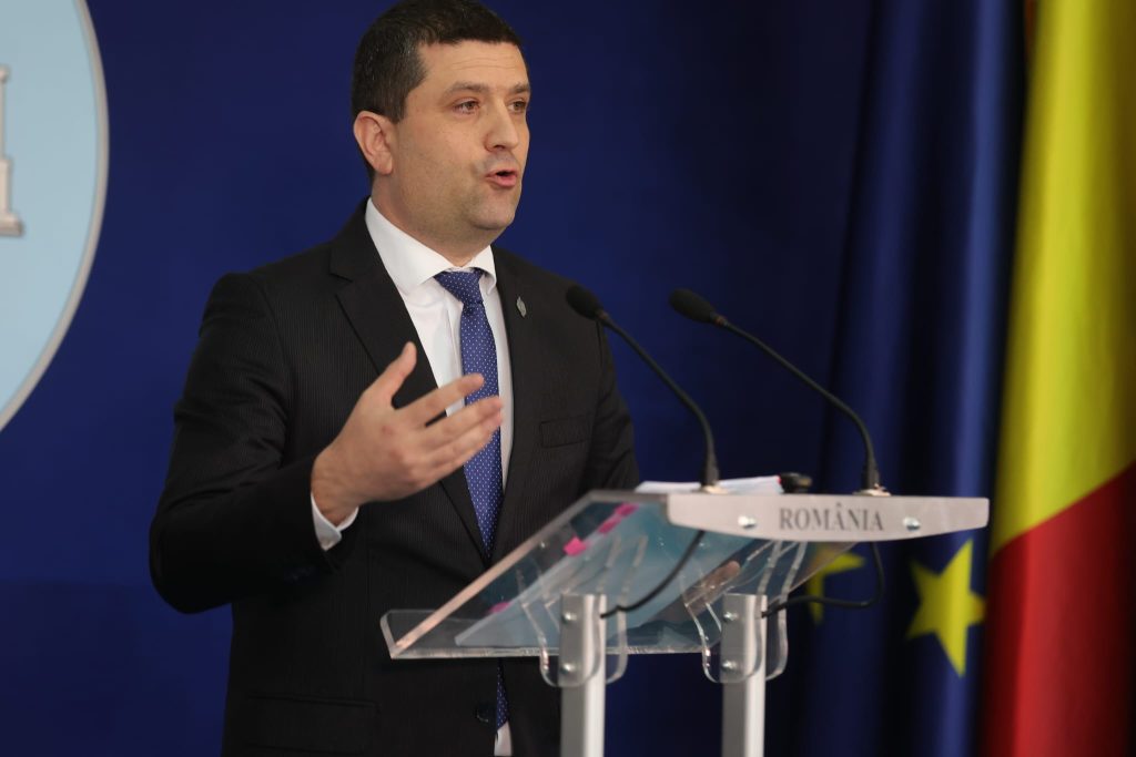 Miruta Robotii chirurgicali de la Spitalul Militar Central au fost achizitionati cu un pre cu 59 mai mare decat cel initial