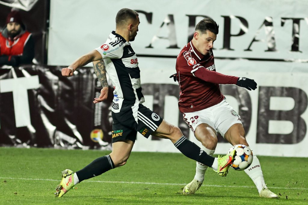 Rapid Universitatea Cluj duminica la ora 2030 Duelul celor mai buni golgheteri ai sezonului