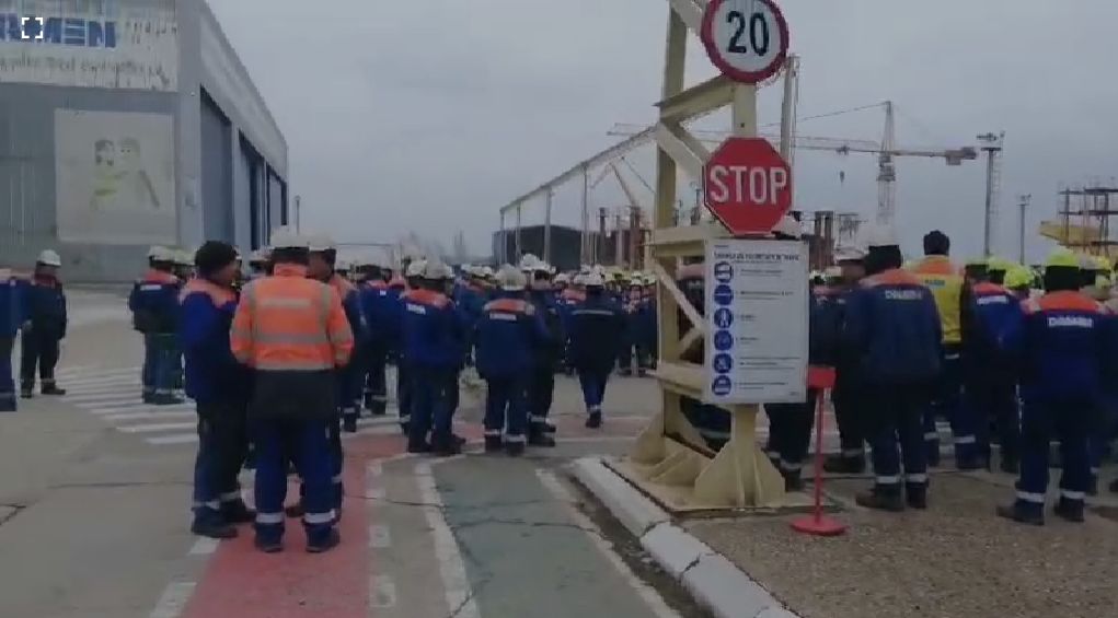 Salariile restante ale angajatilor de la Damen Mangalia Liberty Galati si Romaero vor fi platite inainte de Paste