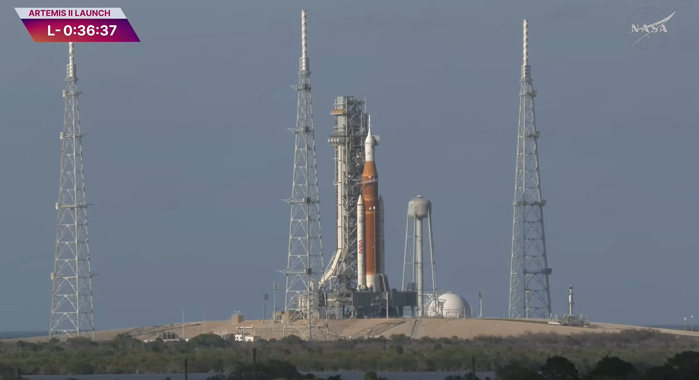 Zborul rachetei Artemis II spre Luna NASA anunta probleme cu putin inainte de lansare