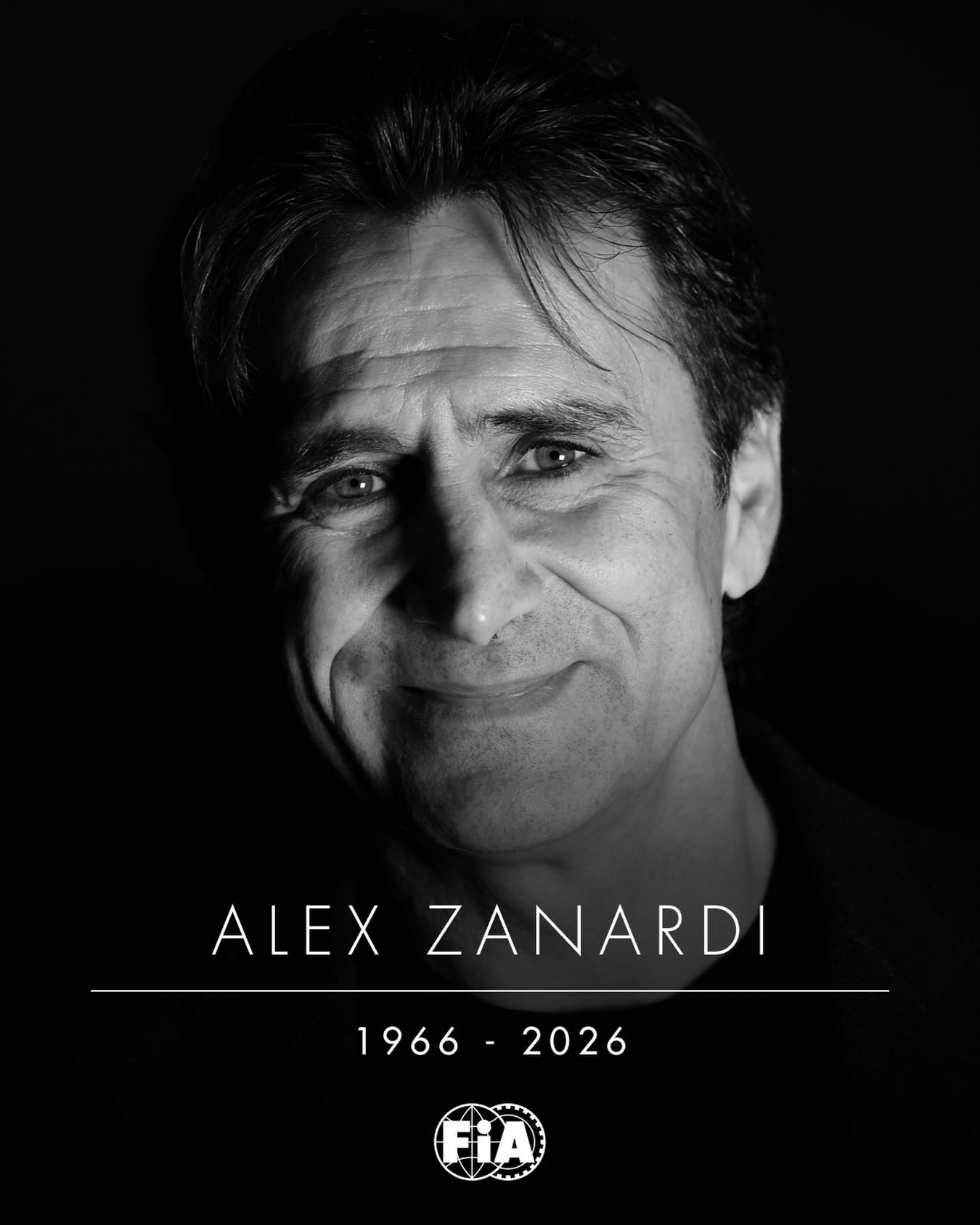 Alex Zanardi fost pilot de Formula 1 si medalie de aur la Jocurile Paralimpice a murit la varsta de 59 de ani