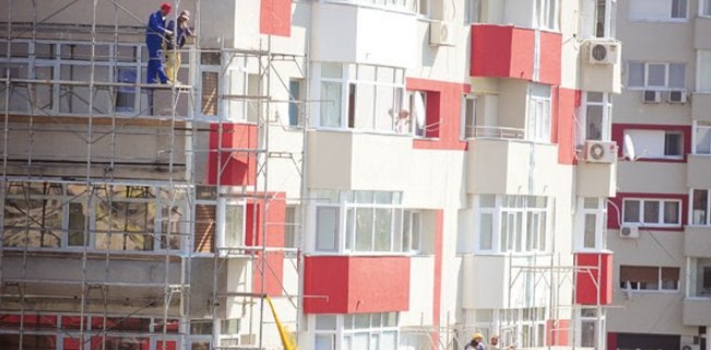 Apartamentele devin mai costisitoare decat casele Ce arata raportul REMAX privind piata imobiliara europeana in 2025