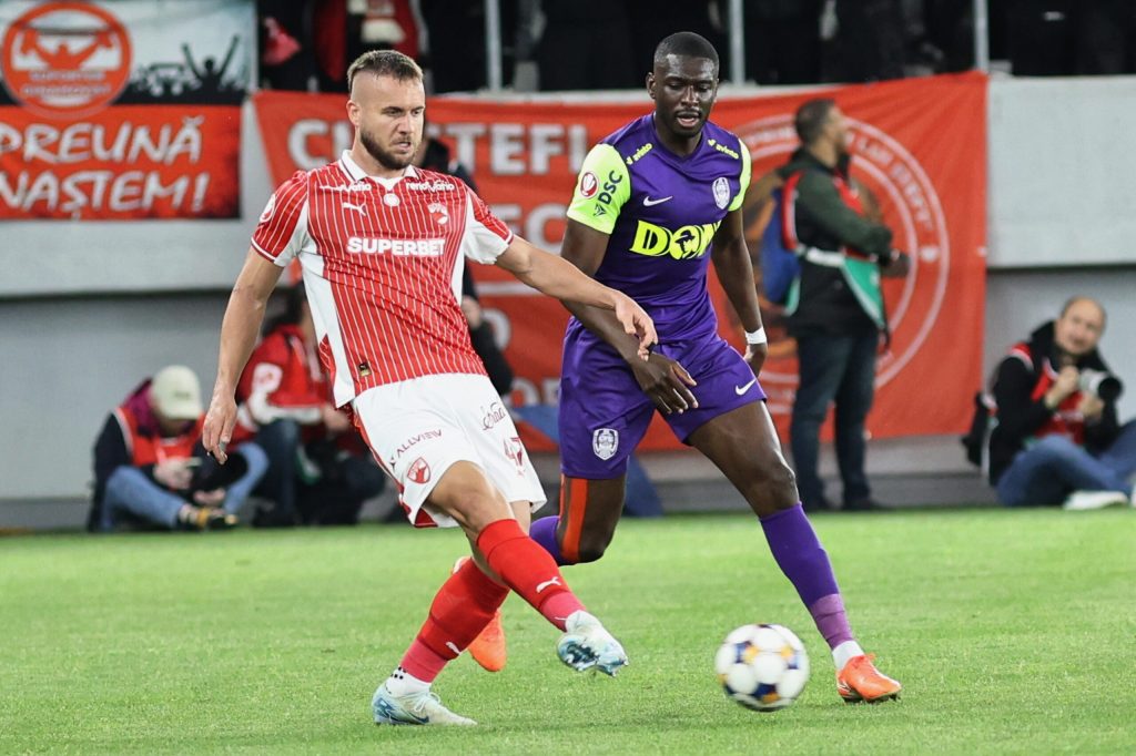 Dinamo si CFR Cluj au incheiat la egalitate Ardelenii s au asigurat de locul trei si se califica direct in preliminariile Conference League