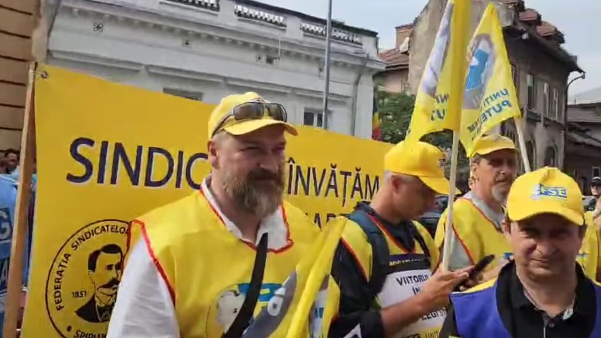 Guvernul Bolojan a aprobat in ultimul moment OUG pentru stimulentele in cariera didactica Una dintre ultimele decisii inaintea votului motiunii de cenzura